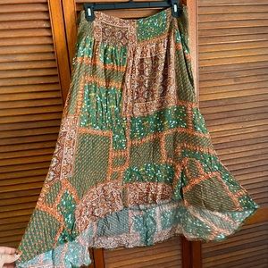 Plus High Low Floral Skirt